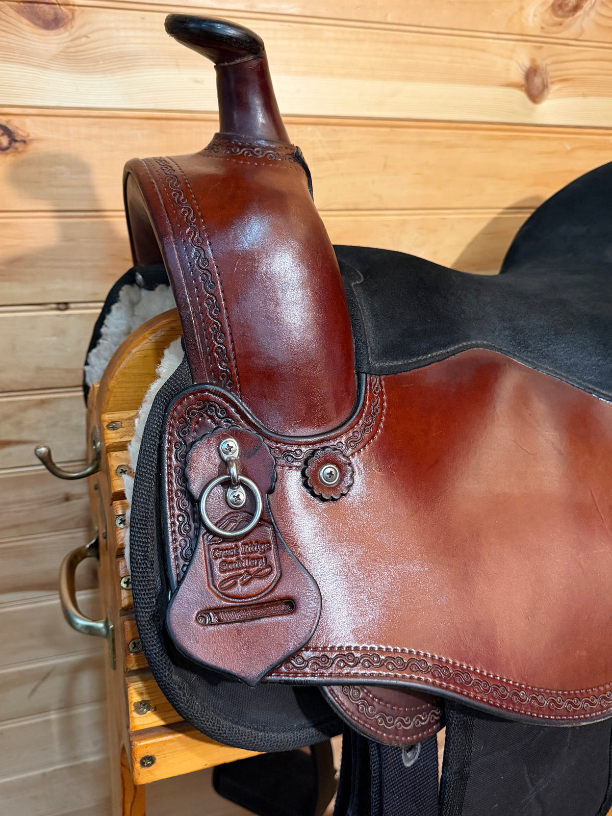 16” Crest Ridge Saddlery Sentry Lite Western Trail Saddle