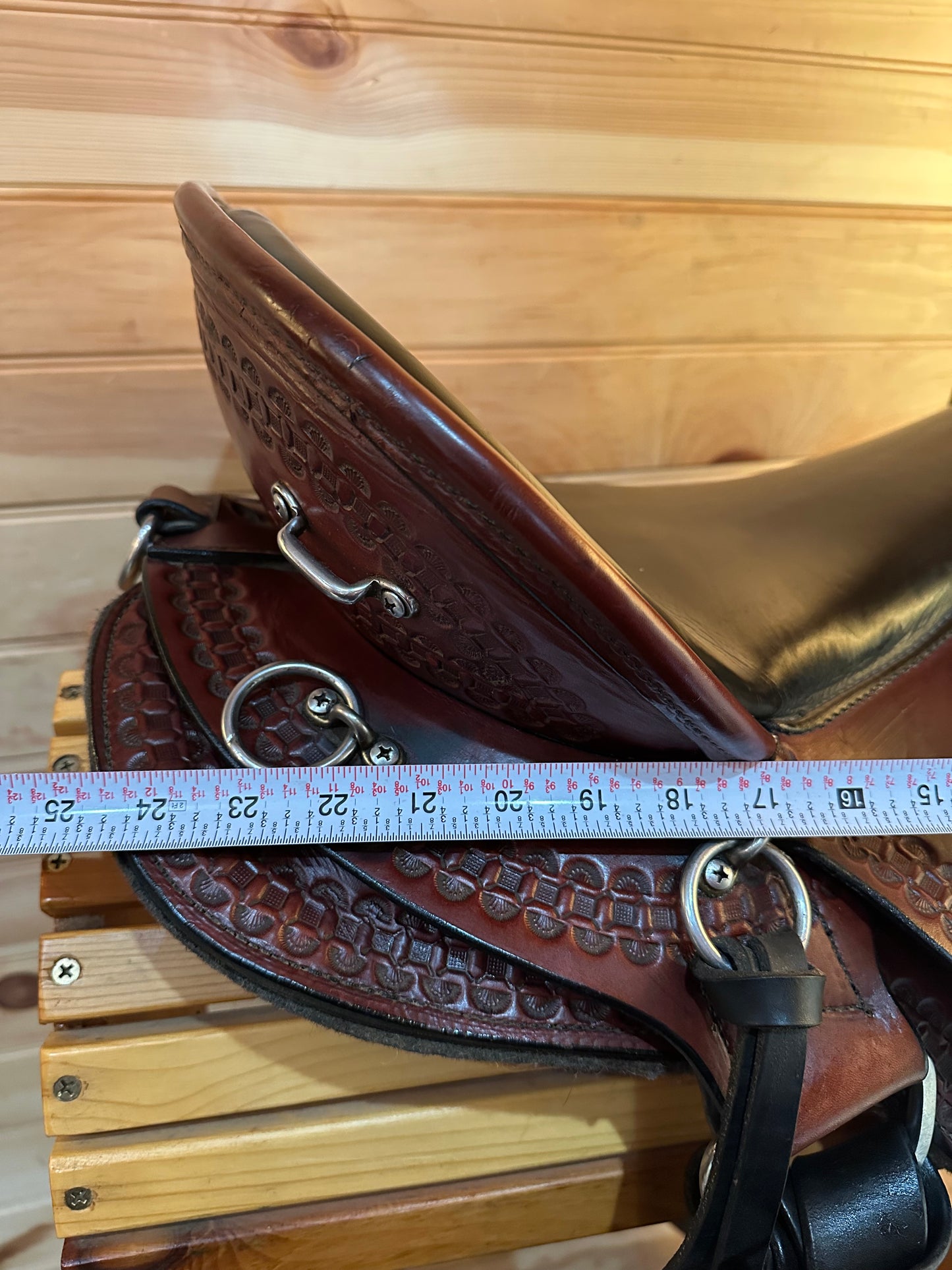 16” Dixieland Western Trail Saddle