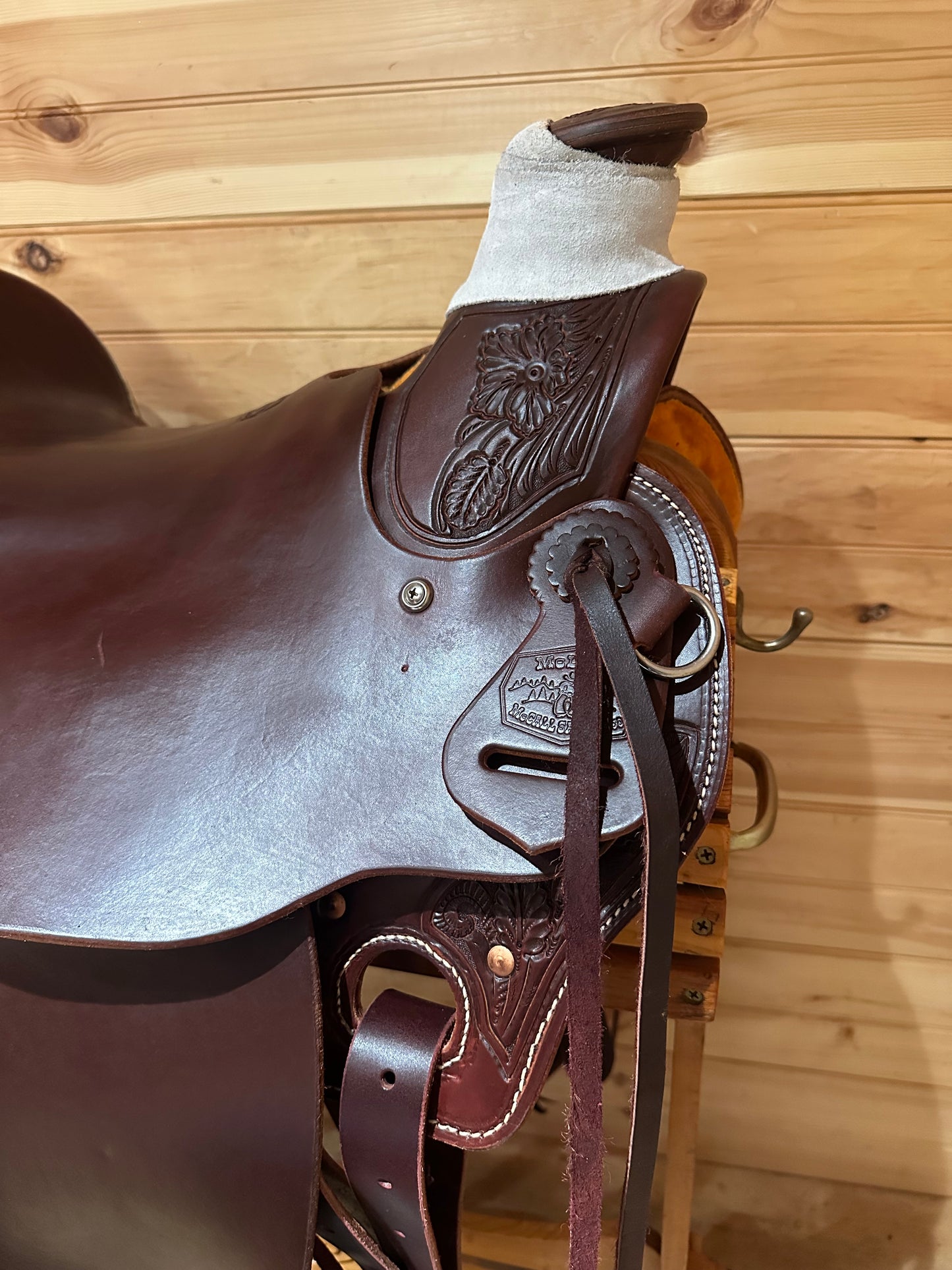 16” McCall Mclite Wade Saddle Model W028-126 (New)