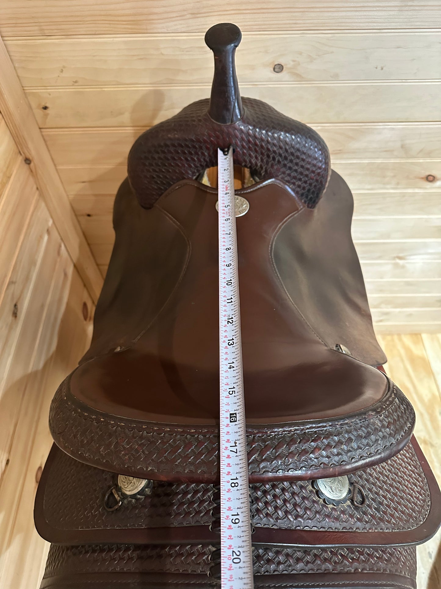 16” Circle Y Cutter Western Saddle Model 2239