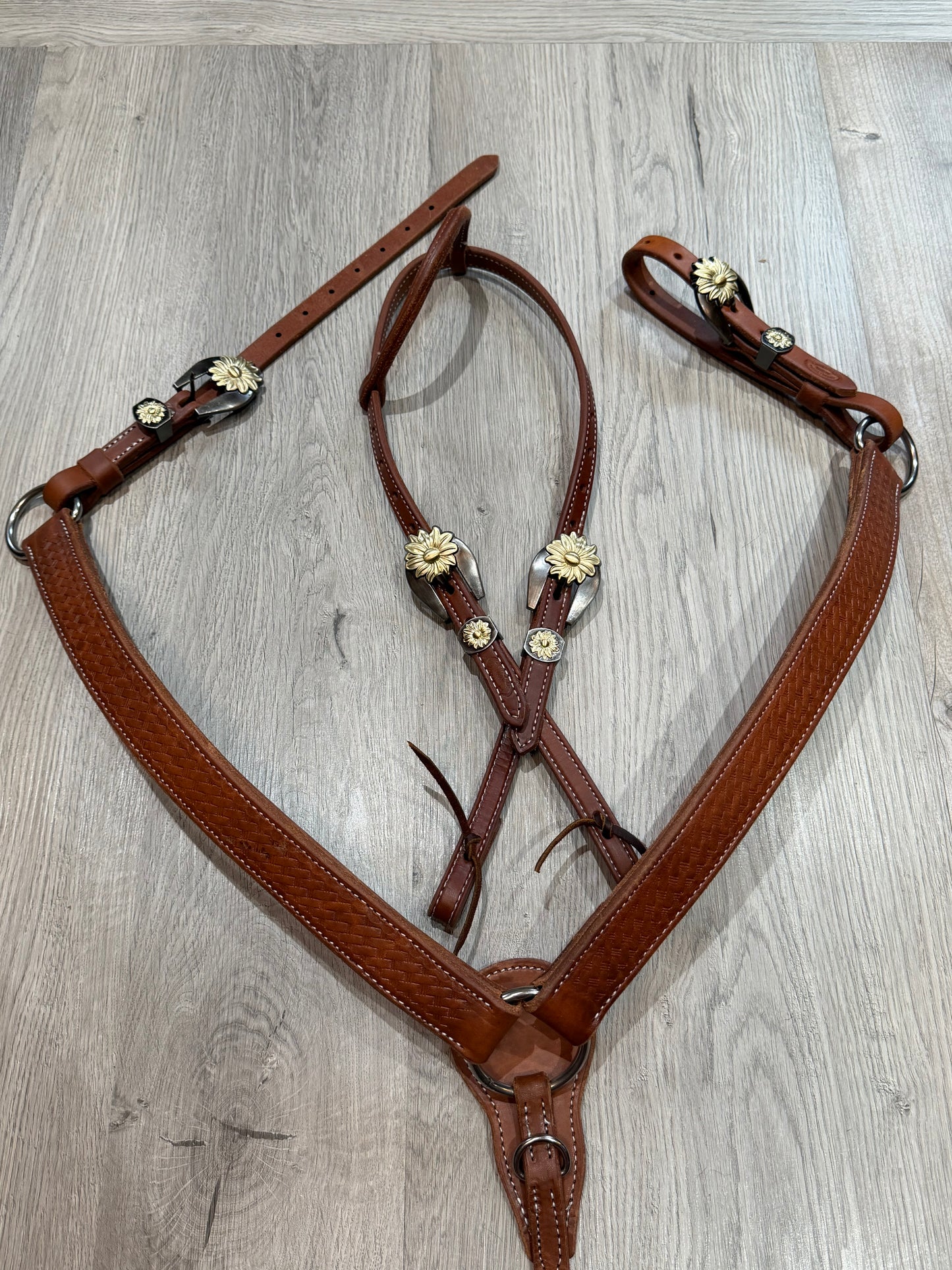 Daisy One Ear Headstall– Premium Amish Leather by Spur Creek Tack