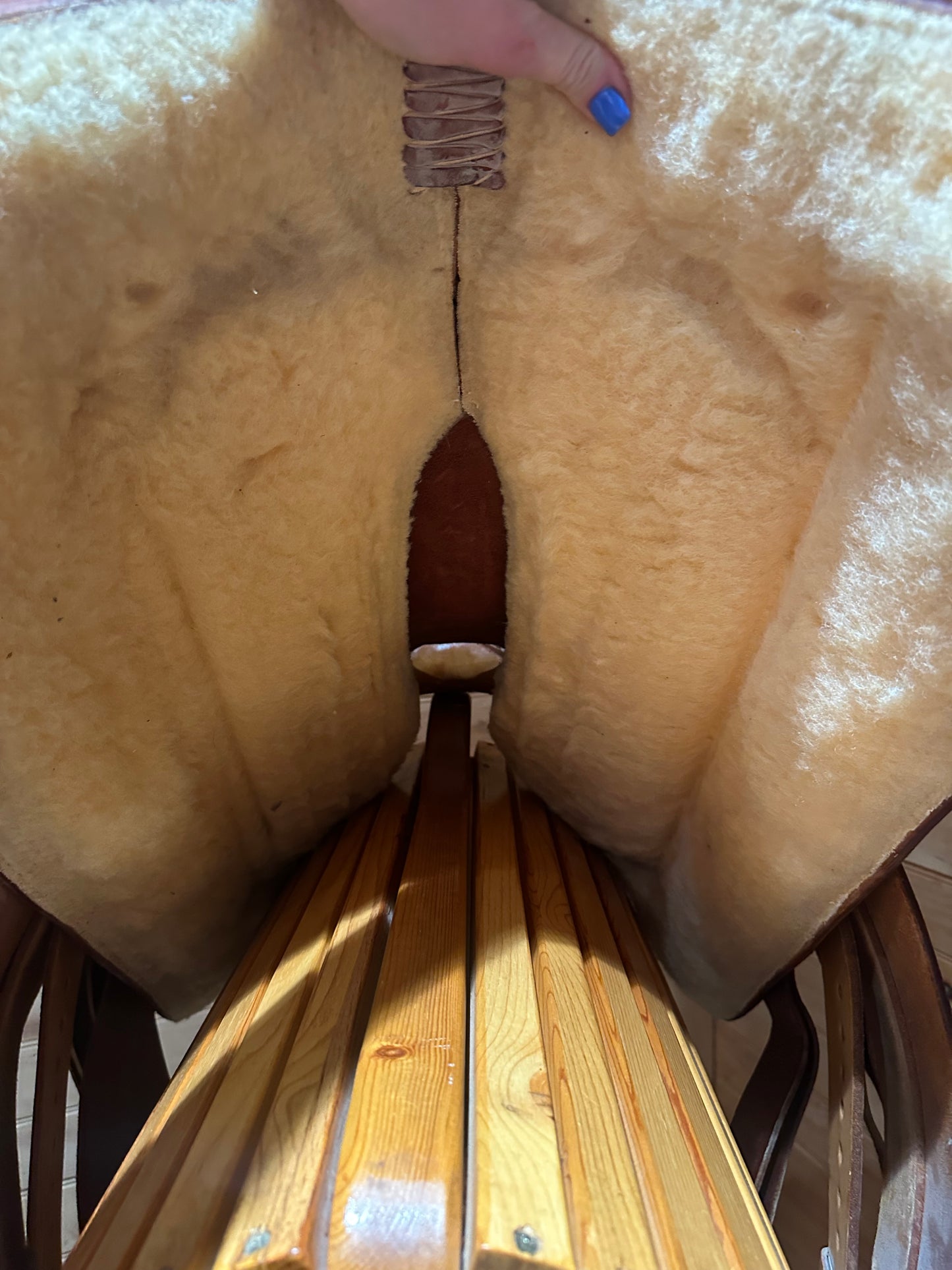 16.5” Court’s Western Roping Saddle Model 53037