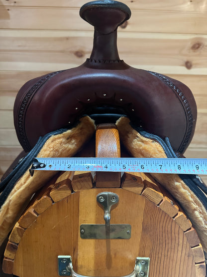15” Stagecoach West Trail Classic Western Saddle By Circle Y Model 5618 (2024 Year)