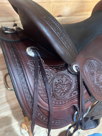 17” Circle Y Basket Flower Trail Flex-Lite Western Trail Saddle Model 1552