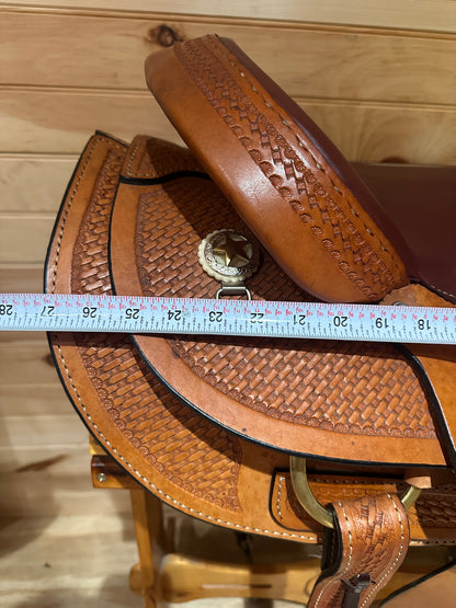 17” Dakota Saddlery Western Roping Saddle Model 553