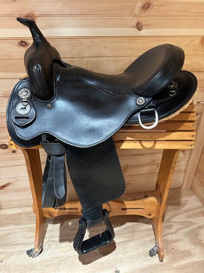 15.5” National Bridle Shop Gaited Western Trail Saddle Model 6981