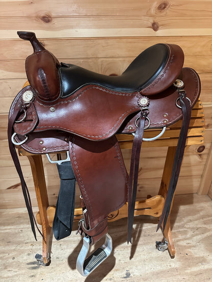 15” Cashel Round Skirt by Martin Saddlery Western Trail Saddle