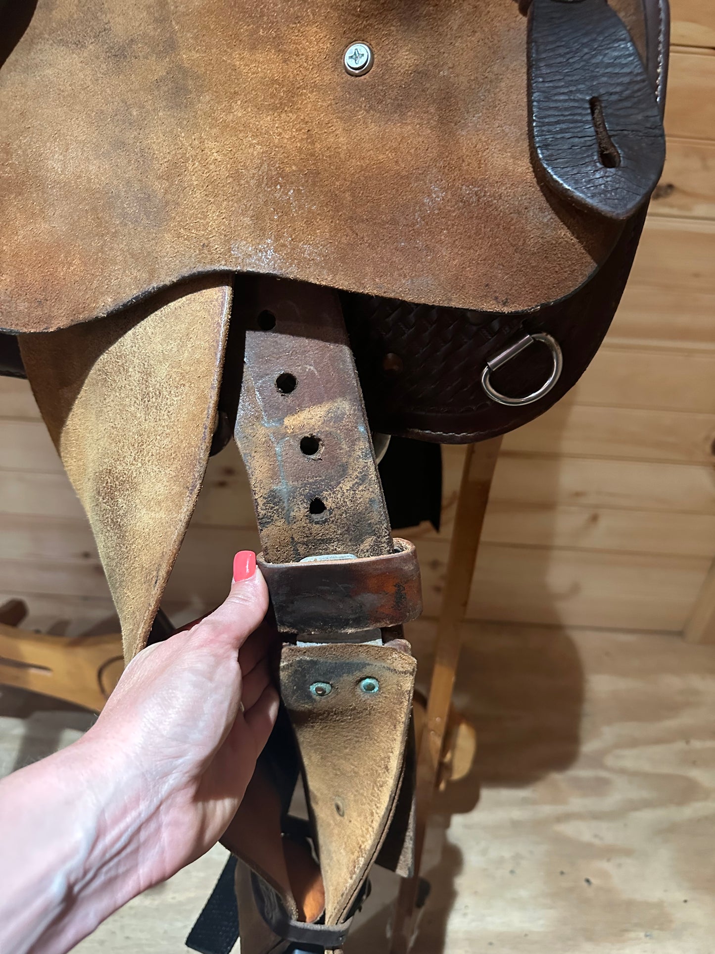 16” Circle Y Team Penner Western saddle Model 2634