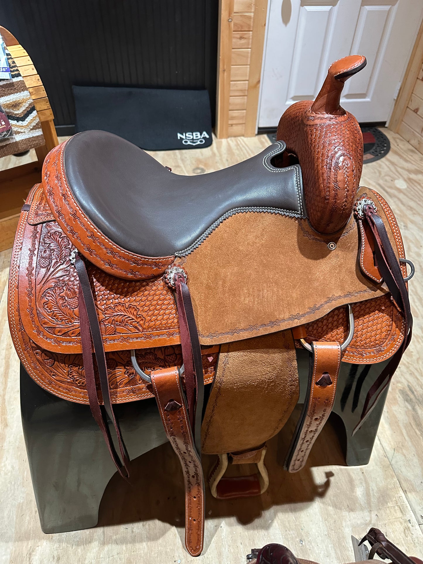 15”, 16”, 17” Silver Royal Round Rock All Around Western Saddle