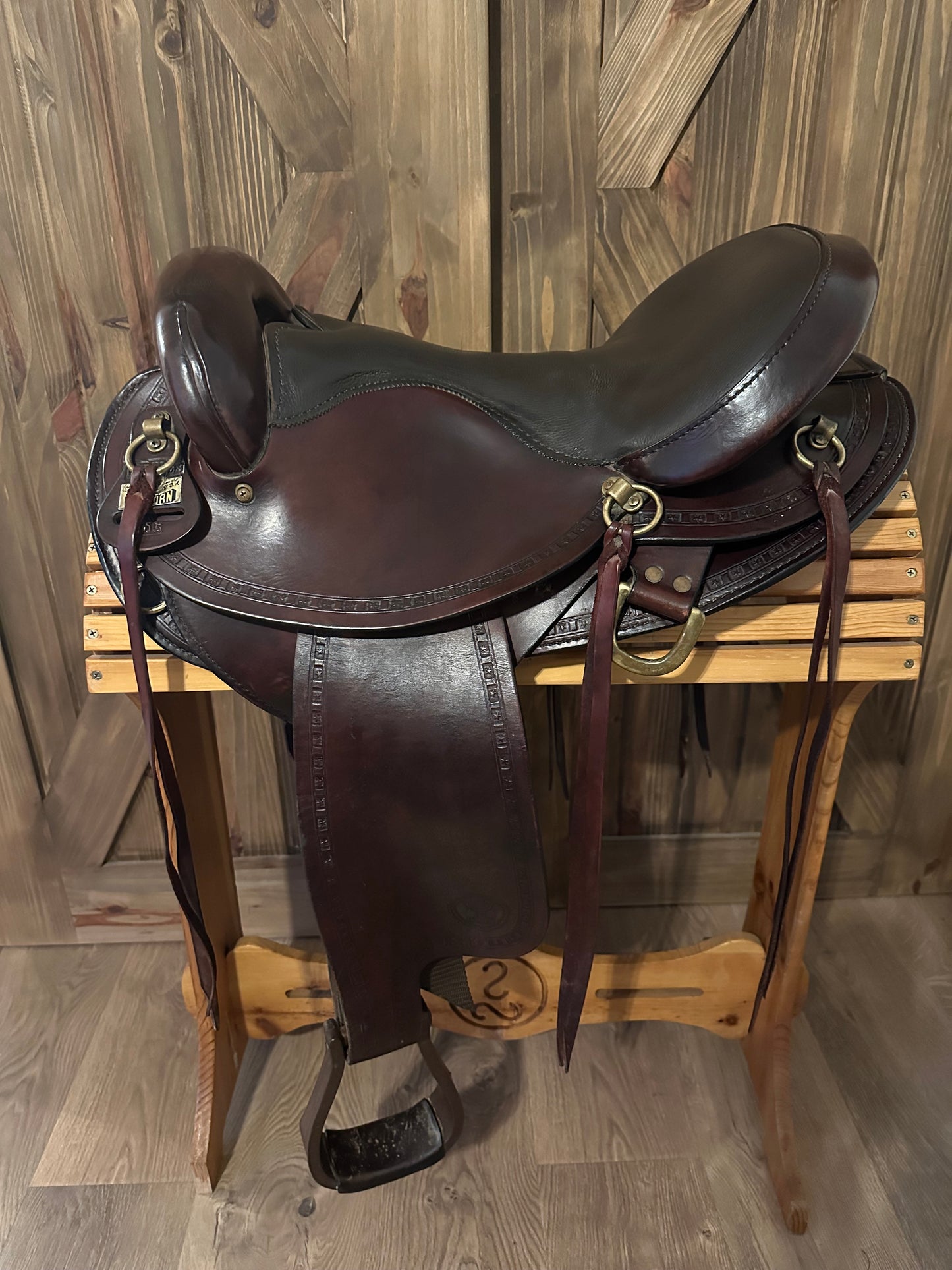 16” Big Horn Flex Endurance Saddle Model # 805