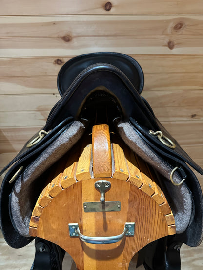 18.5” Tucker Plantation Endurance Saddle Model 146