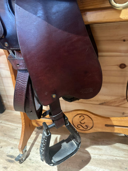 17.5” Tucker Endurance Trail Saddle Model 159