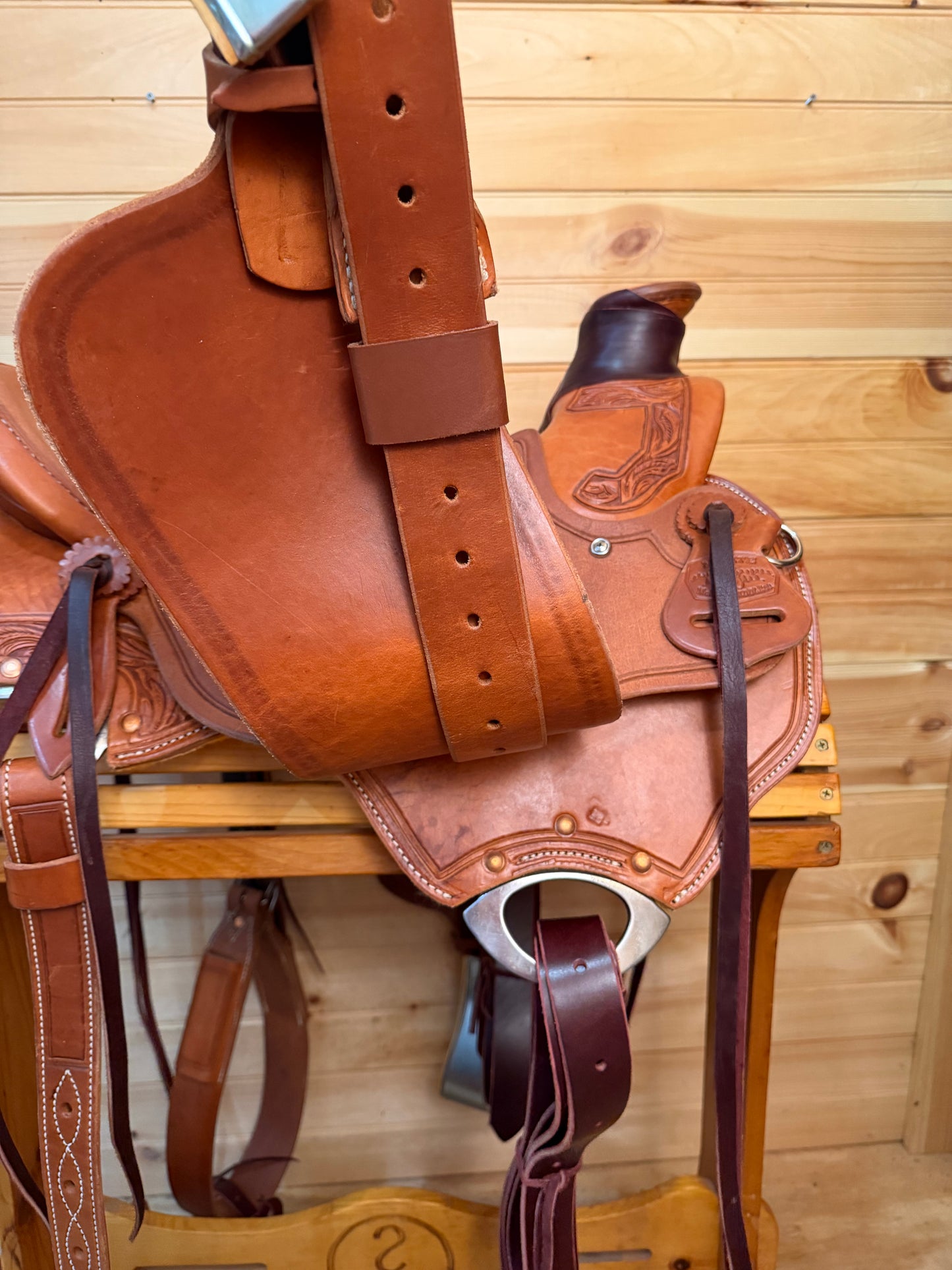 16” McCall Mclite Wade Saddle Model W071-326