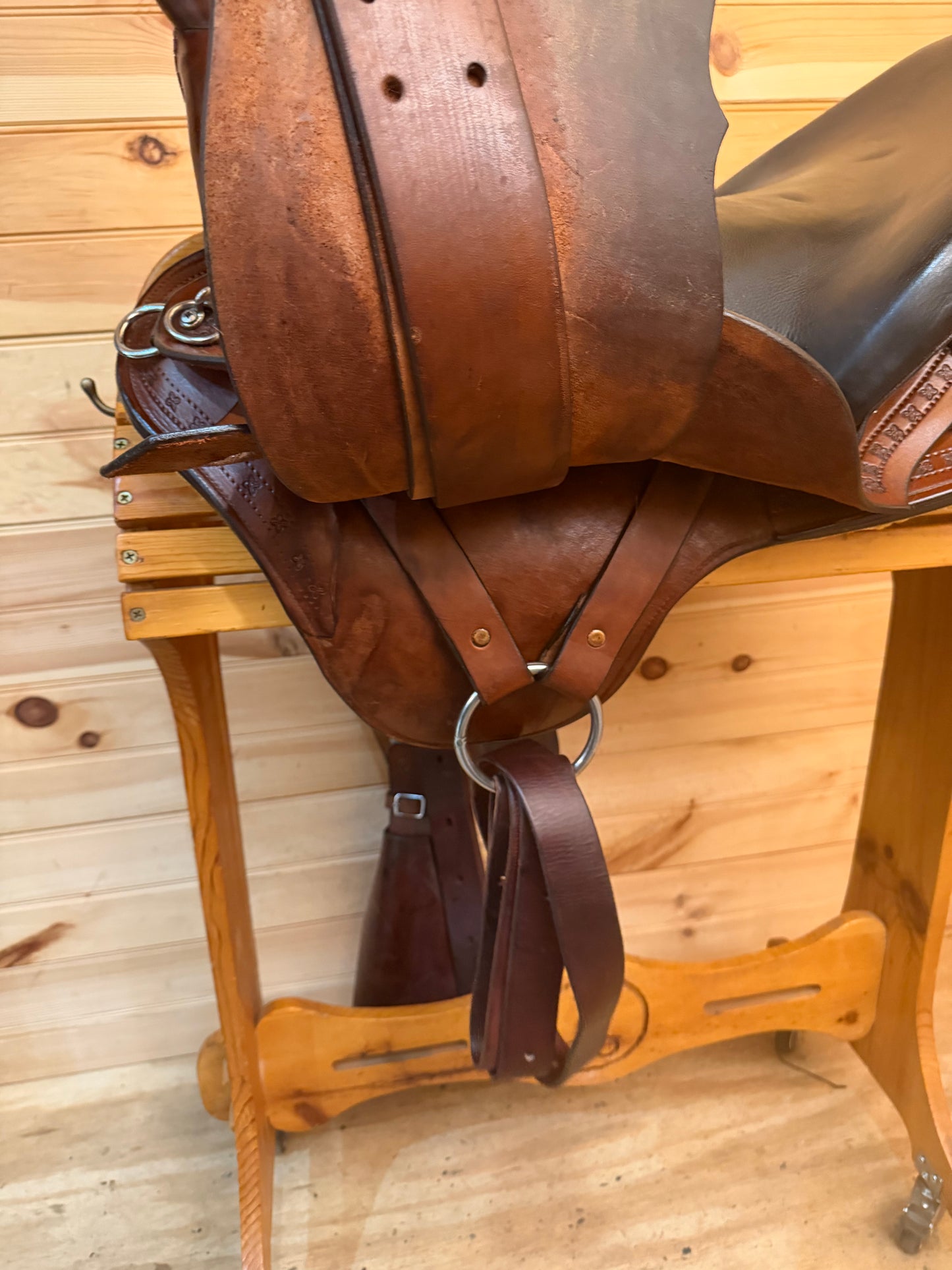 17” Brenneman’s Gaited Western Trail Saddle 080754