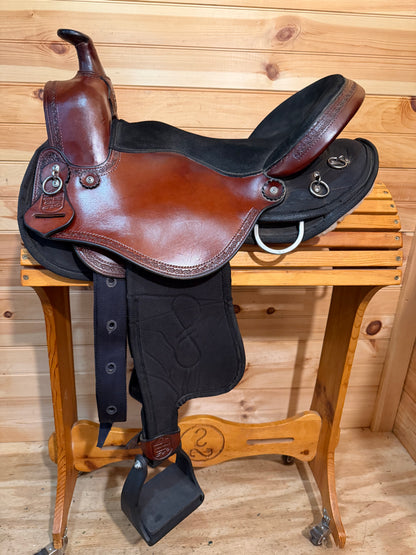 16” Crest Ridge Saddlery Sentry Lite Western Trail Saddle