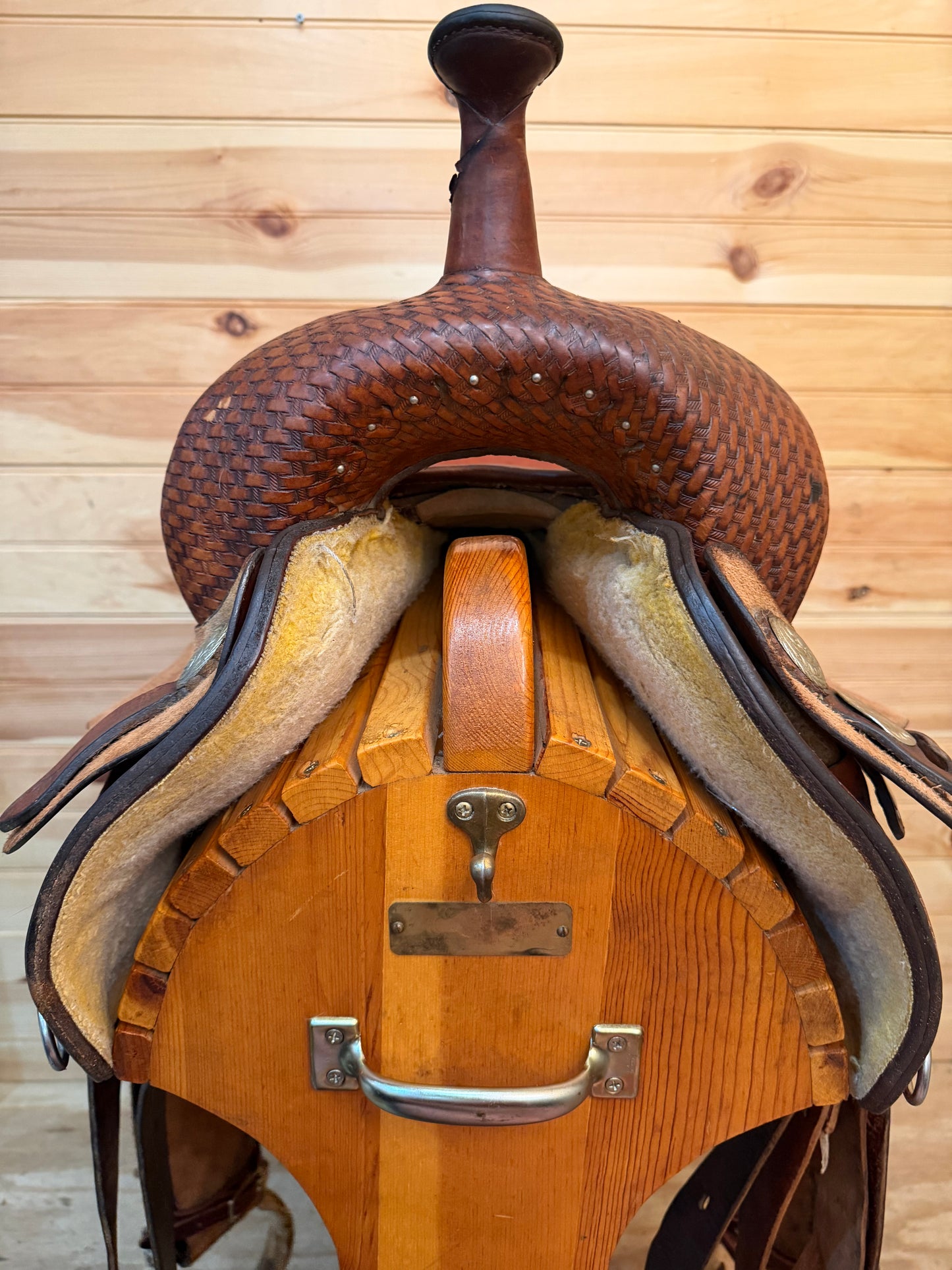 17” Circle Y Pro Cutter Western Saddle Model 2530