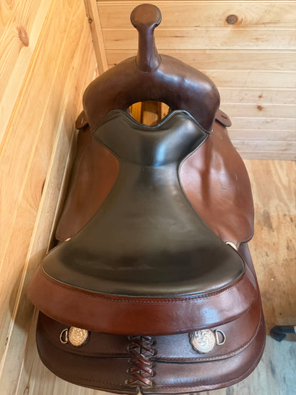 16” Circle Y Mojave Flex-Lite Arabian Western Trail Saddle Model 1561