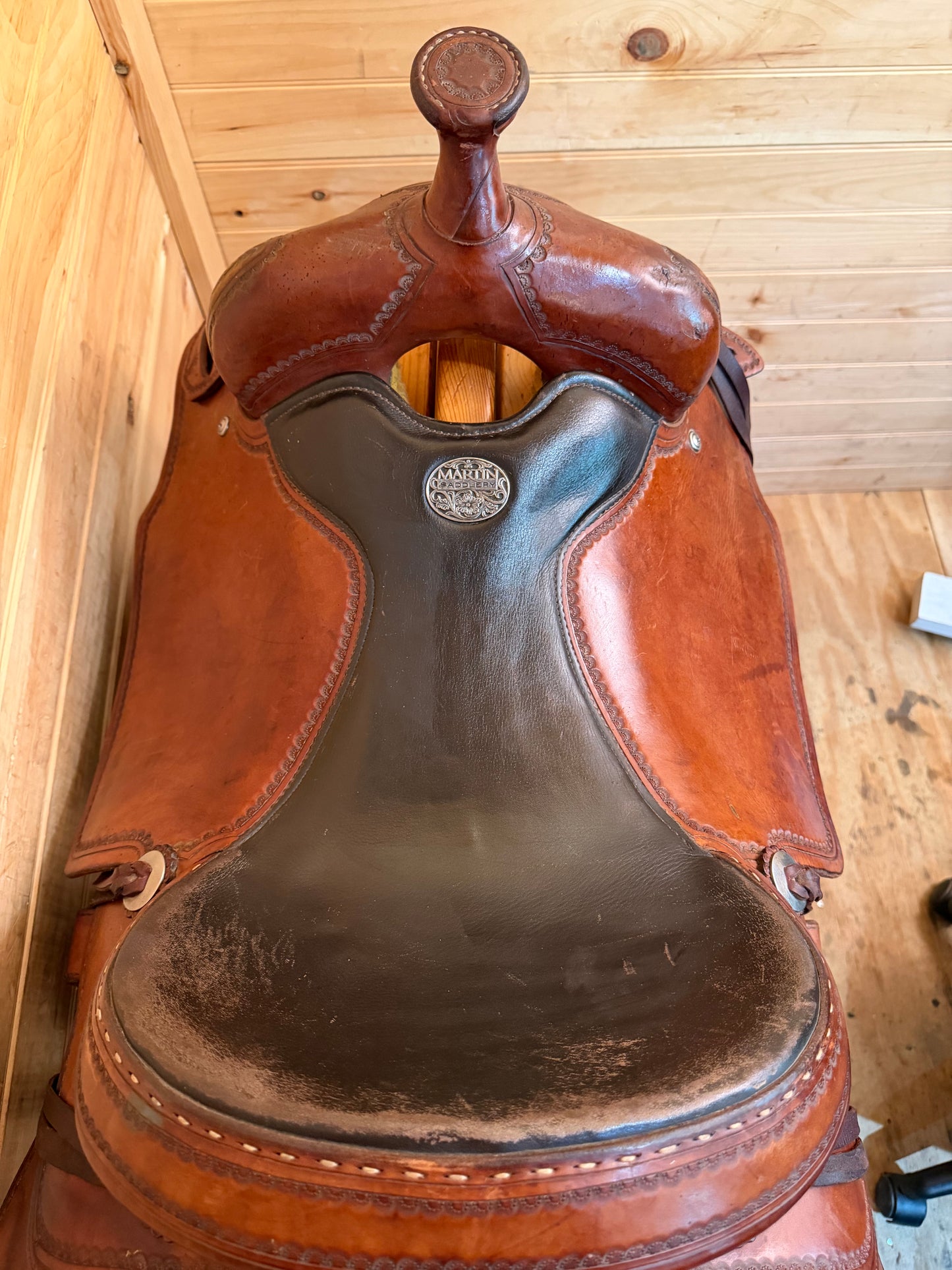 16” Martin Trail Western Saddle Model