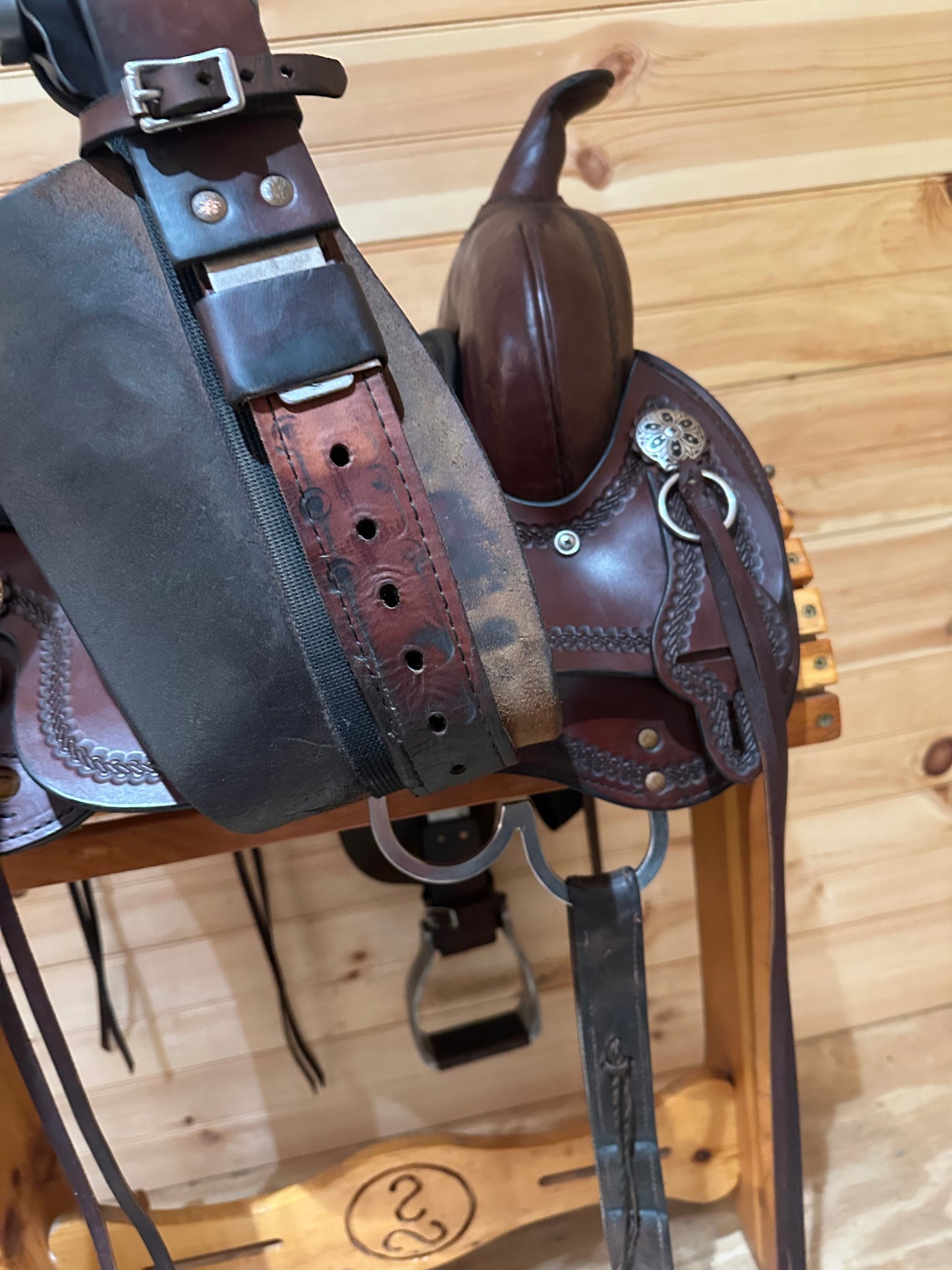 16” Circle Y Cold Springs Western Trail Saddle Model 2616