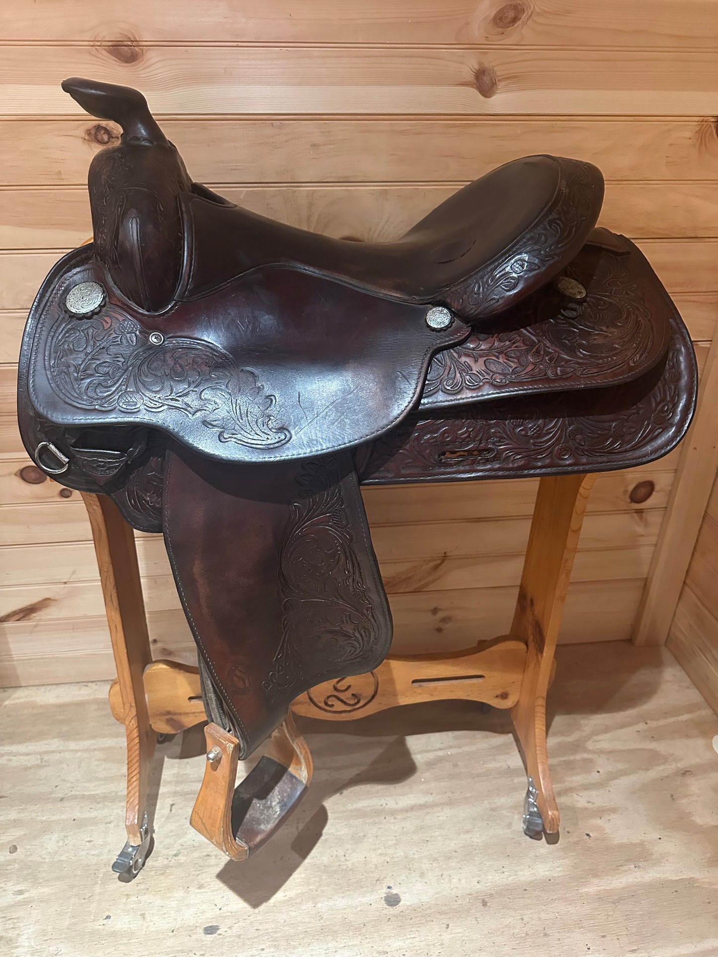 16” Circle Y Park & Trail Western Saddle Model 3105