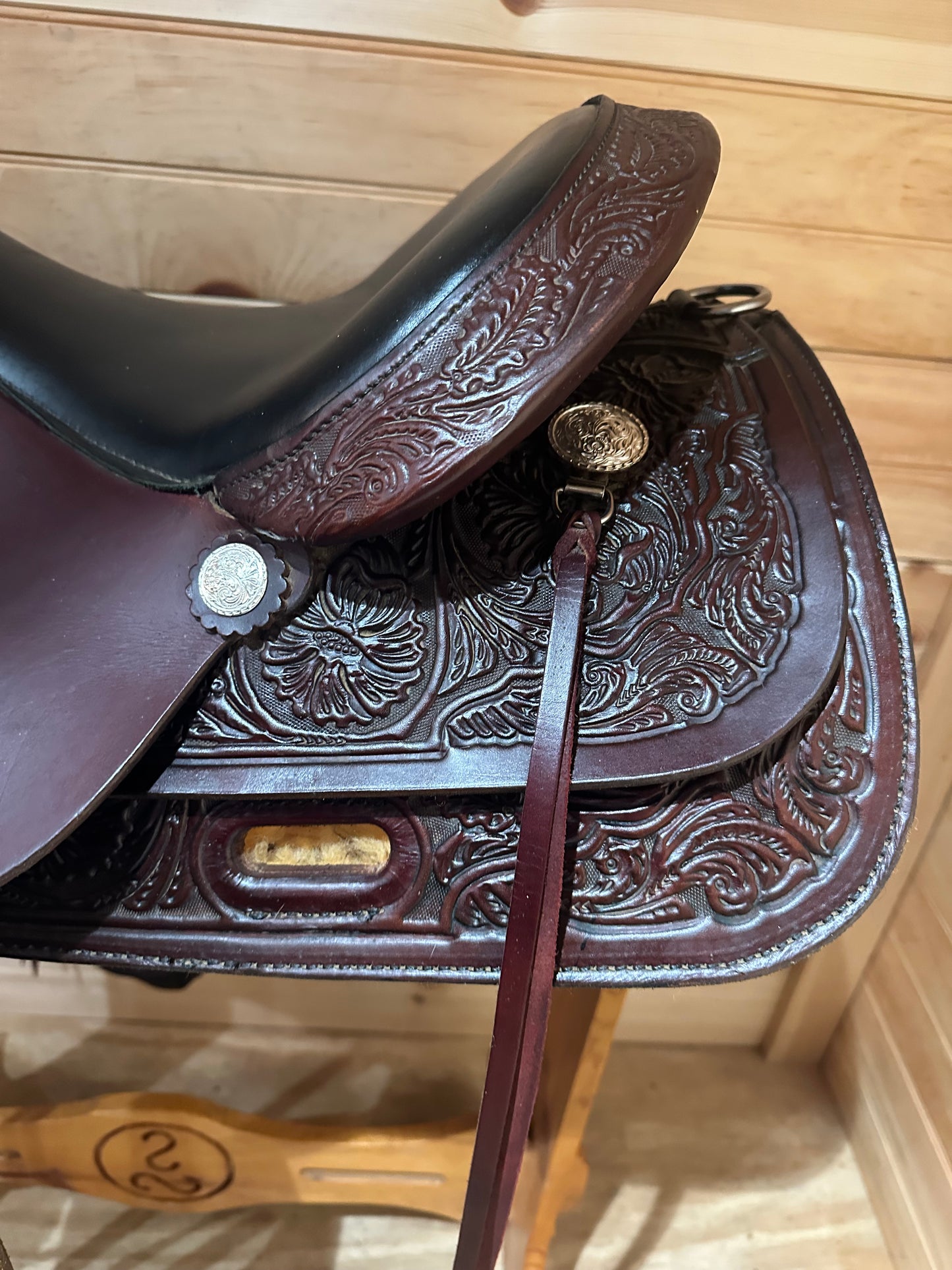 16” Circle Y High Horse Mineral Wells Western Trail Saddle Model 6812 (2023)