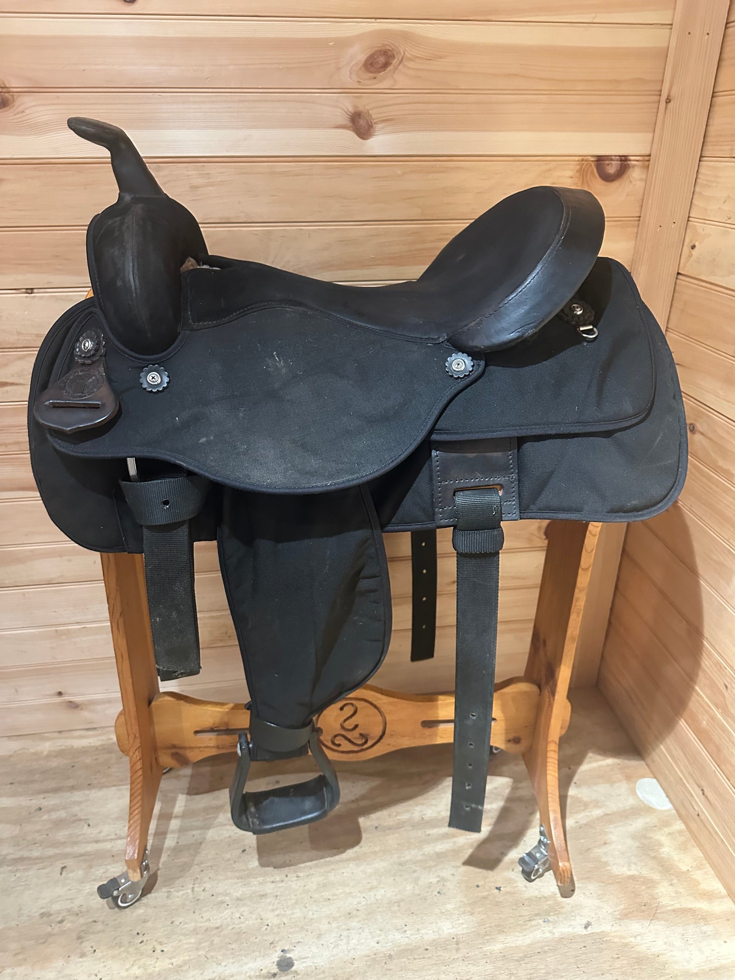 17” Circle Y Park & Trail Lightweight Western Saddle Model 3011