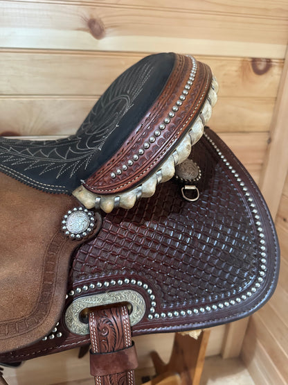 15” Billy Cook Maker Sulphur, OK Barrel Racing Saddle Model 1530