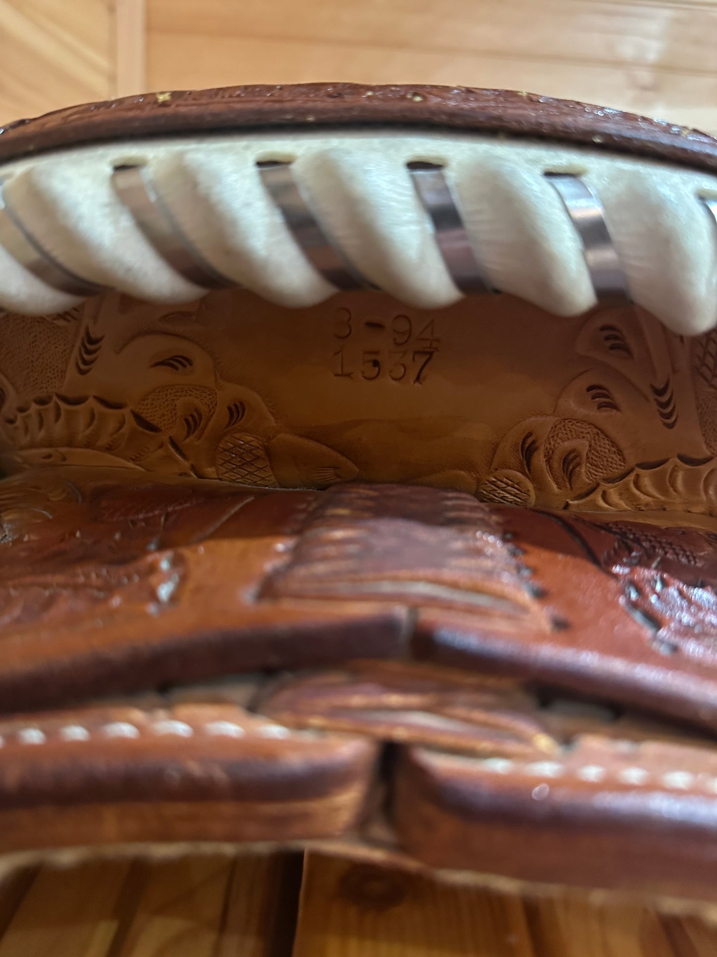16.5” Court’s Western Roping Saddle Model 53037