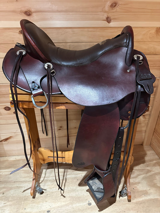 17.5” Tucker Gen II Competitor Endurance Trail Saddle Model 151
