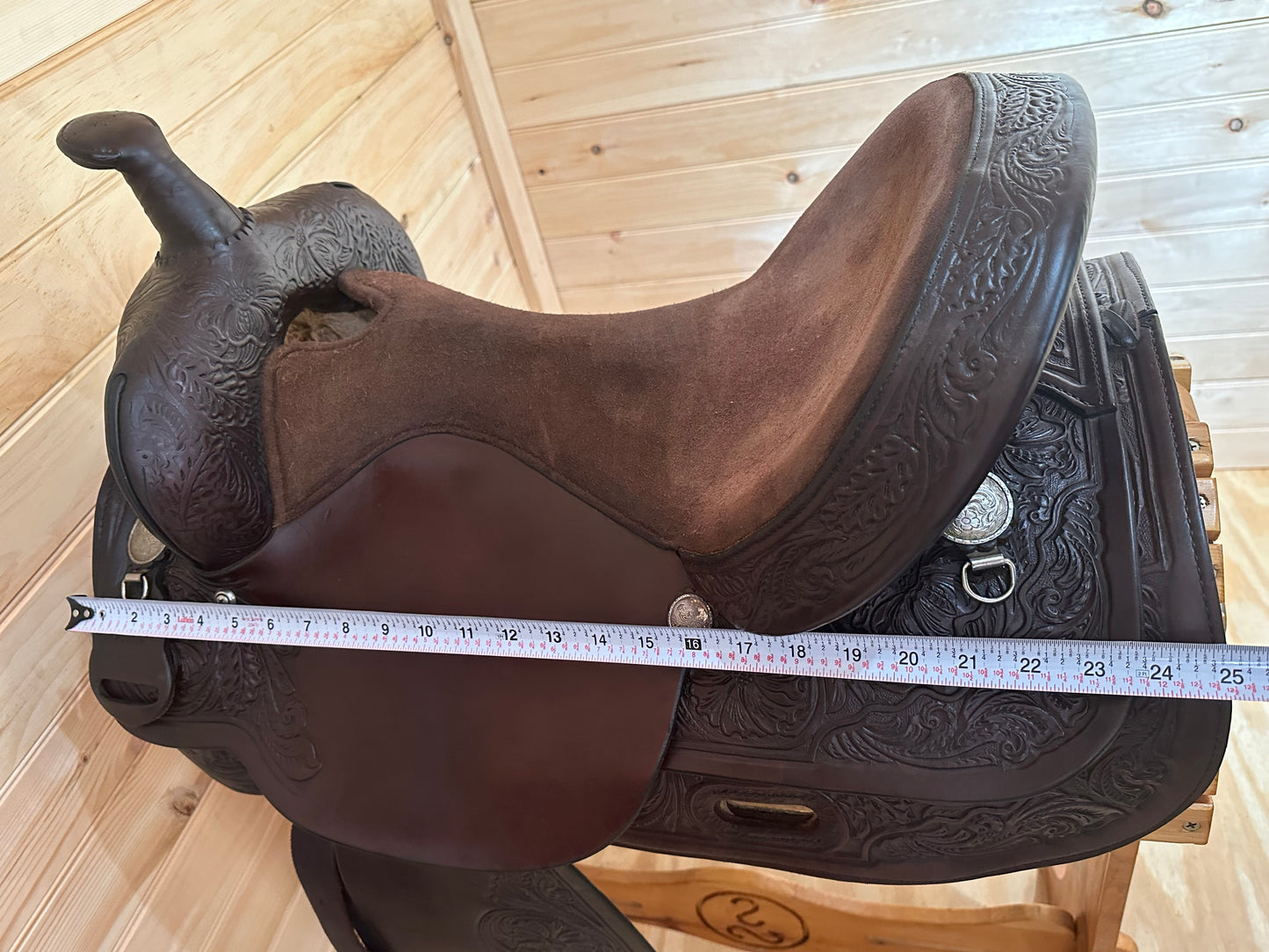 16” Circle Y High Horse Mineral Wells Western Trail Saddle Model 6812