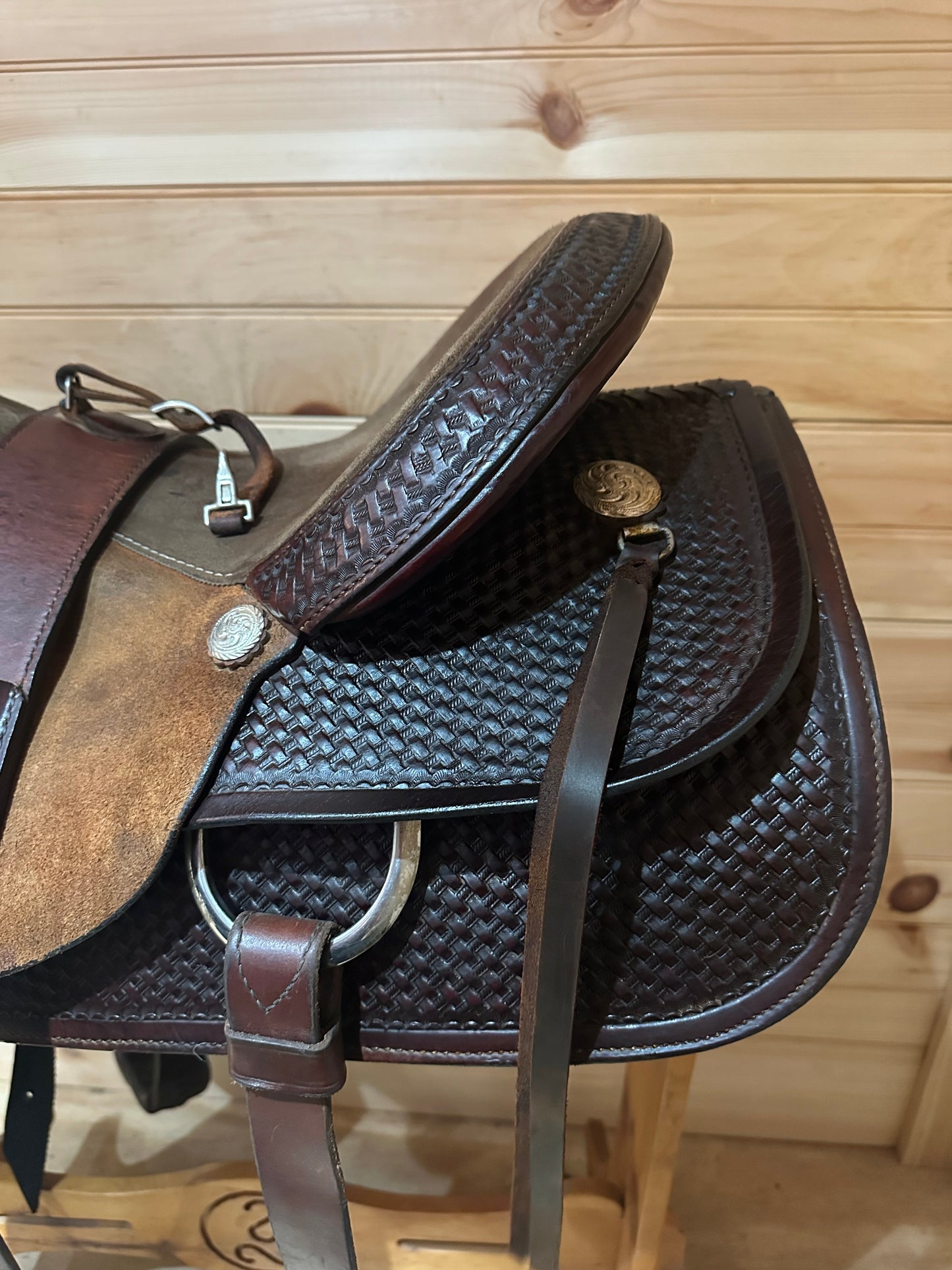 16” Circle Y Team Penner Western saddle Model 2634