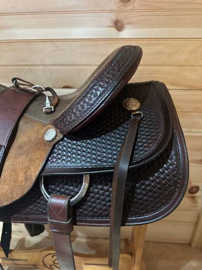 16” Circle Y Team Penner Western saddle Model 2634