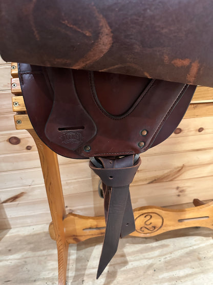 17.5” Tucker River Plantation Endurance Trail Saddle Model 146