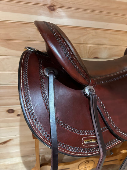 17” Cashel Outfitter by Martin Saddlery Western Trail Saddle Model CAS-SA-CTO