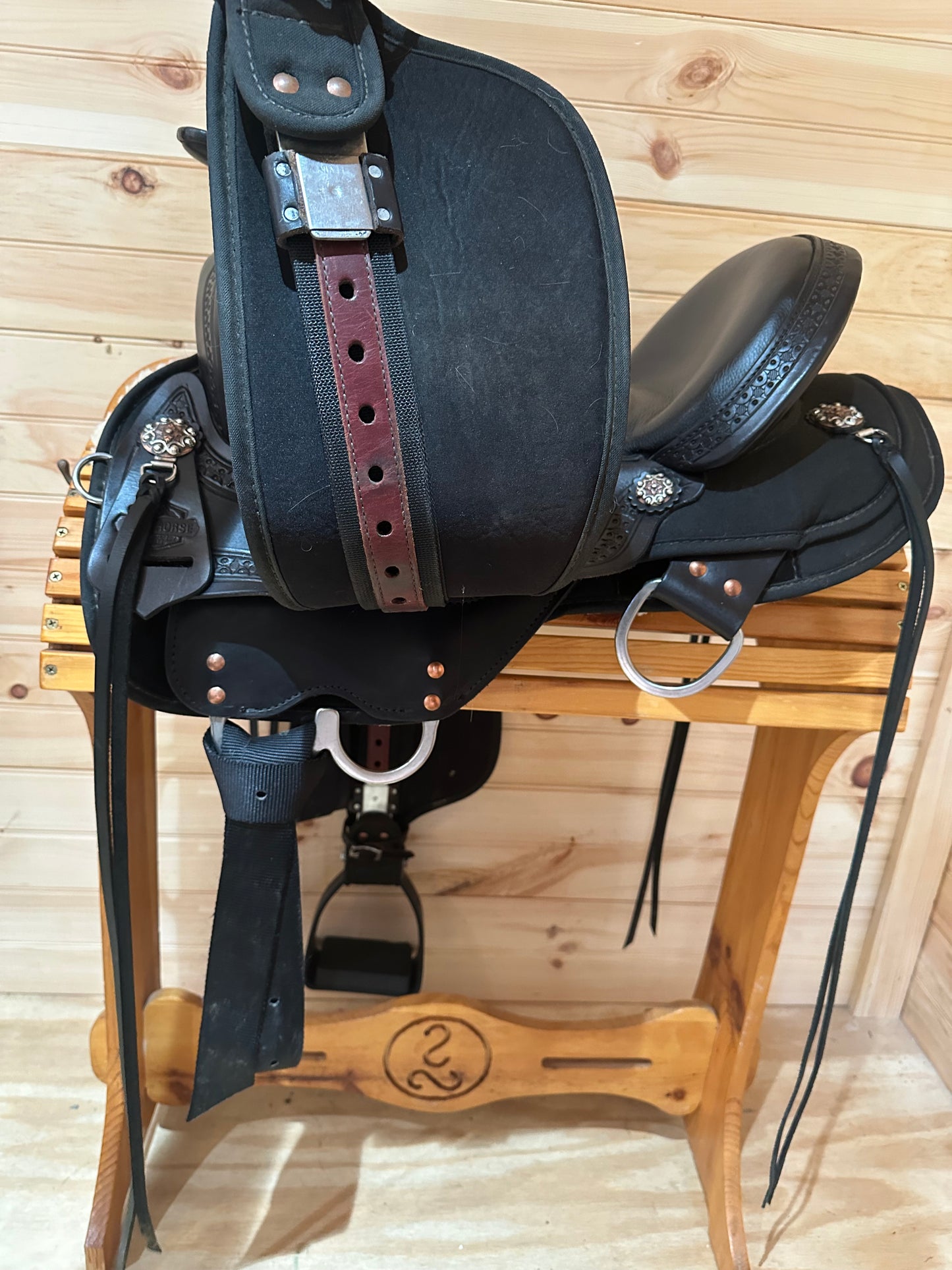 15” Circle Y High Horse Rosebud Cordura Western Trail Saddle Model 6918