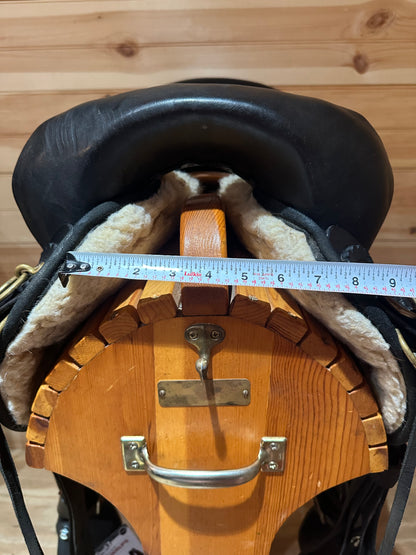 16” Circle Y High Horse Highbank Endurance Trail-boss Saddle Model 6916