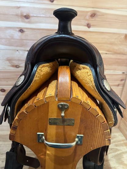15” Circle Y Arabian Trail Saddle Model 2141