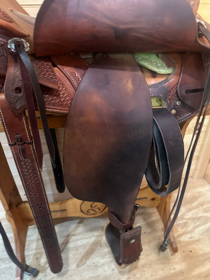15.5” Cowboss Wade Lite Western Ranch Saddle