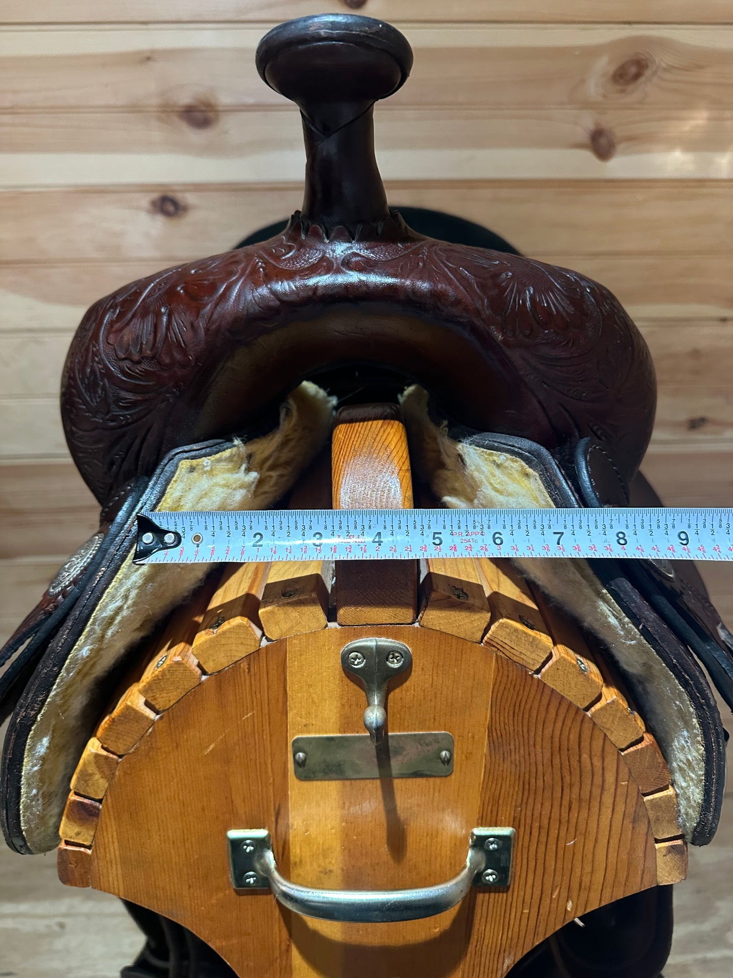 17” Tex Tan Hereford Western Trail Saddle Model 08-4901-1C7
