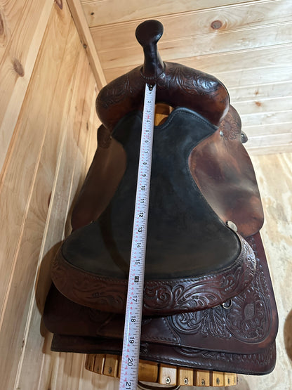 16” Circle Y Park & Trail Western Saddle Model 3625