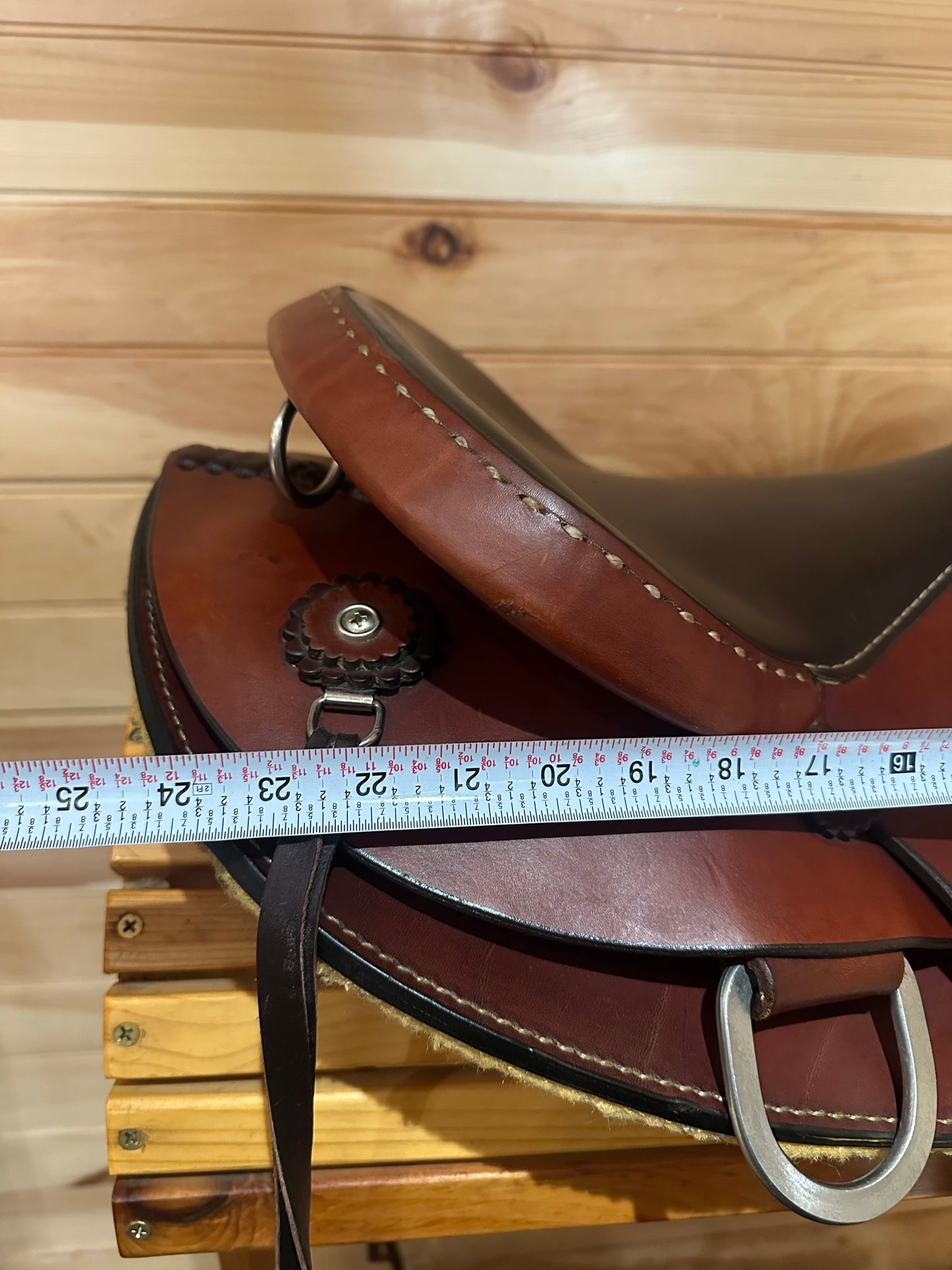 16.5” National Bridle Shop Gaited Endurance Saddle Model 2624