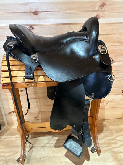 15.5” Tucker Classic Endurance Trail Saddle Model T59