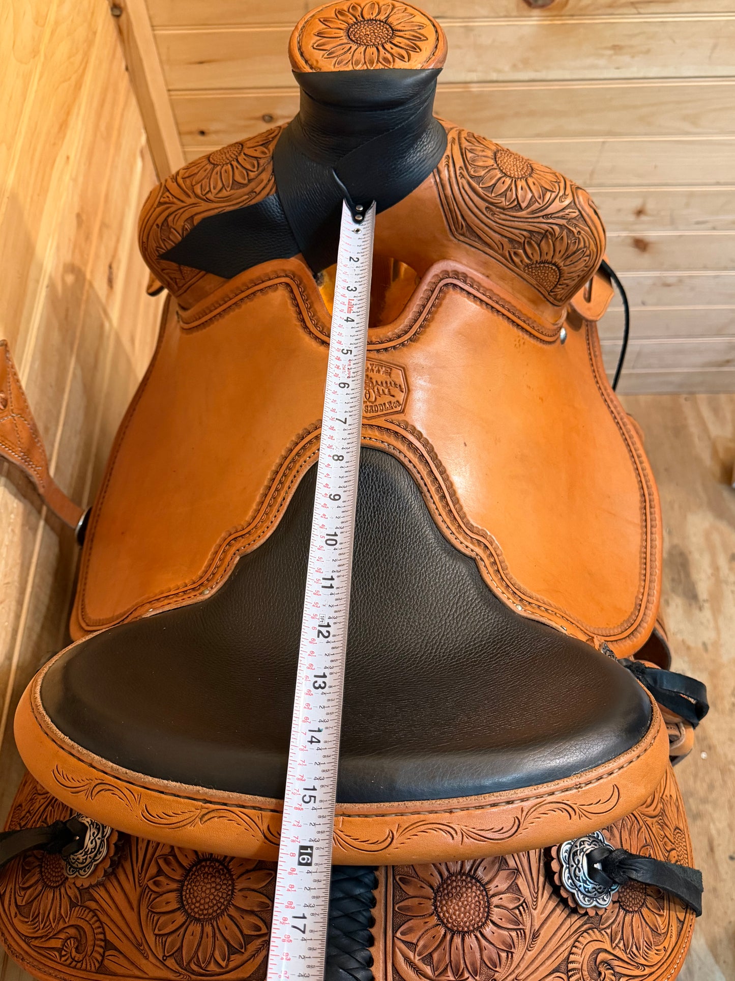 15” McCall Mclite All-Around Sunflower Saddle Model W158 726