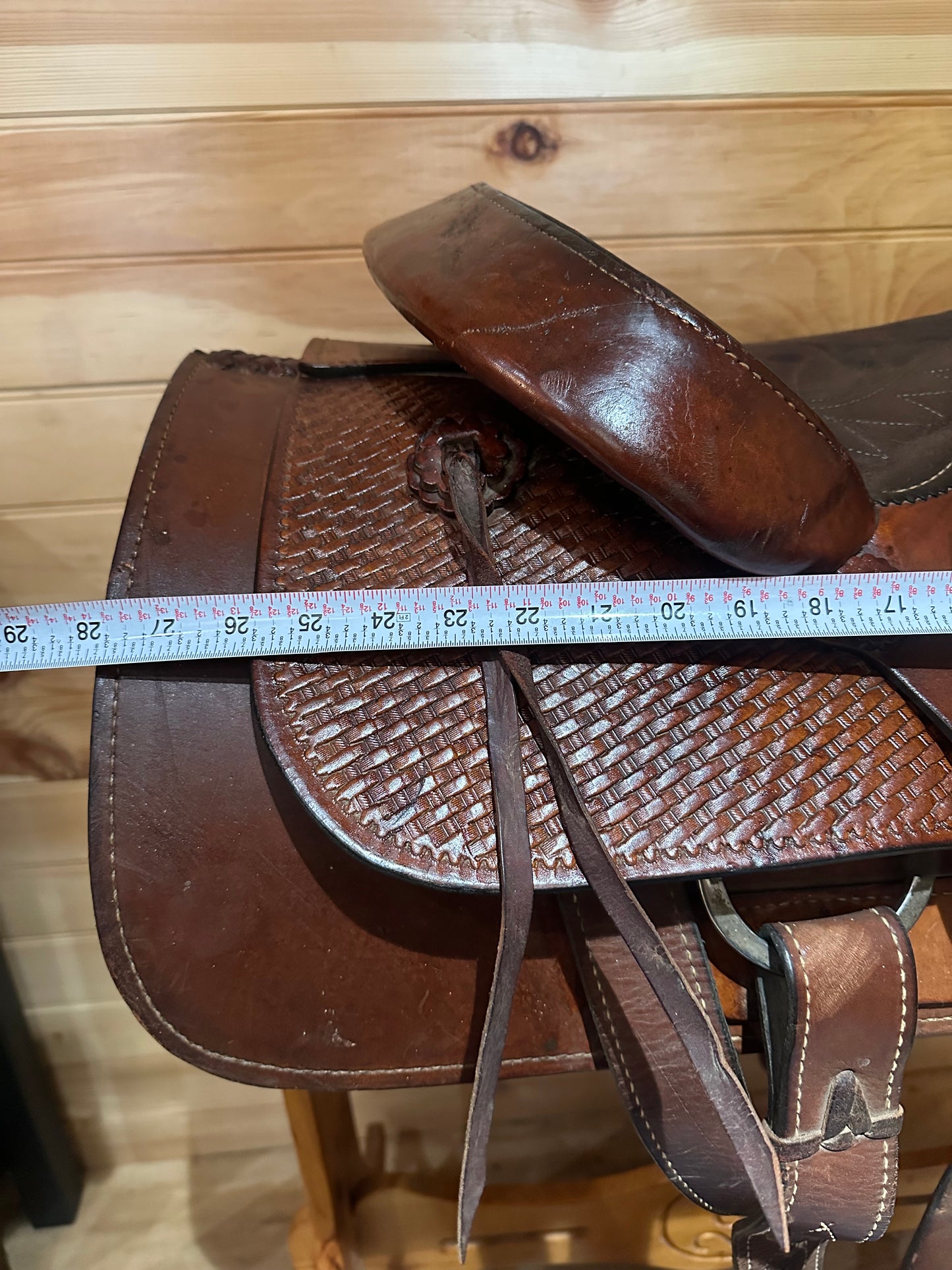 15.5” Double R Red Ranger Roping Western Saddle