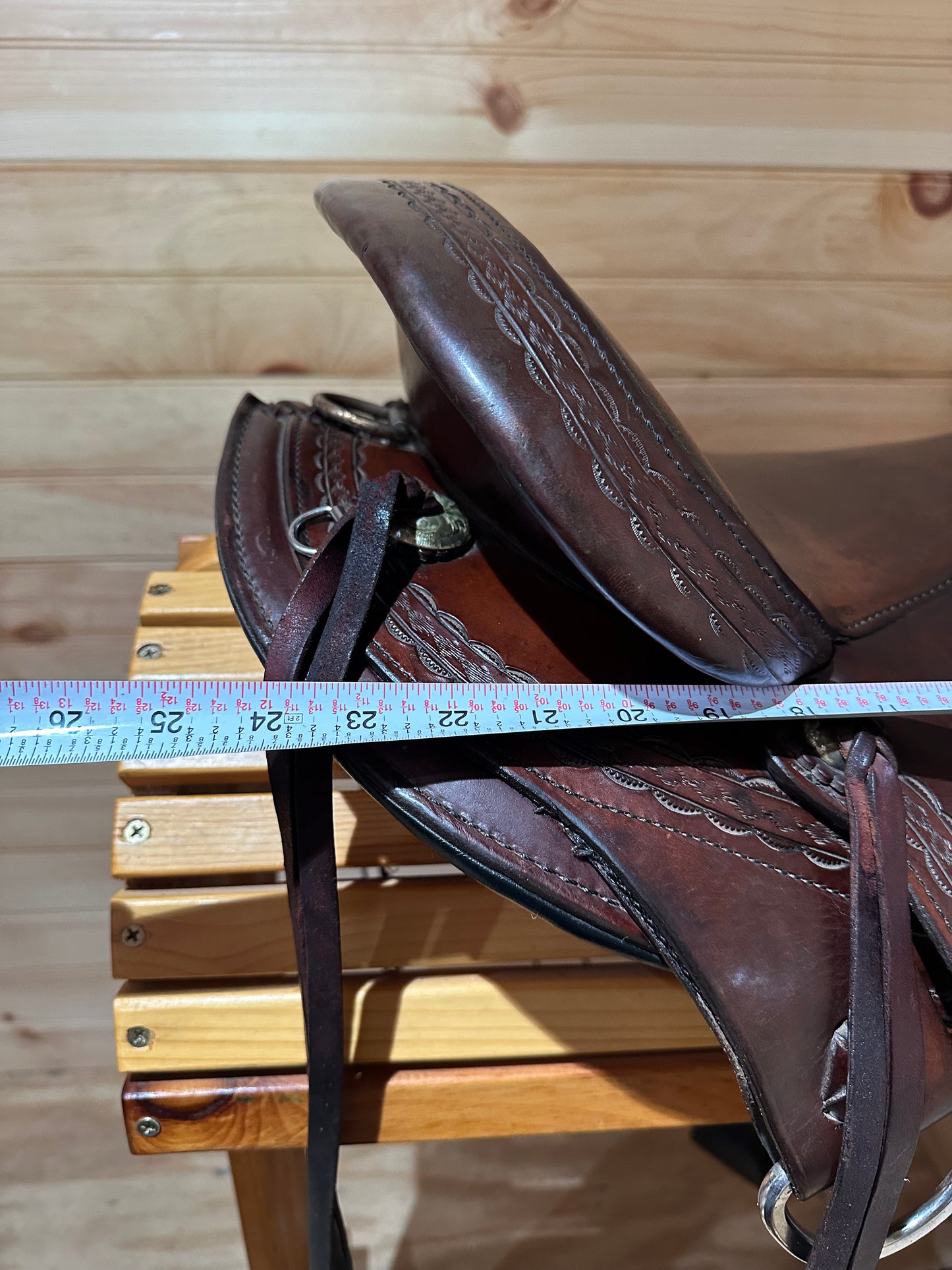 16” Circle Y Flagstaff Flex-Lite Western trail saddle Model 1571