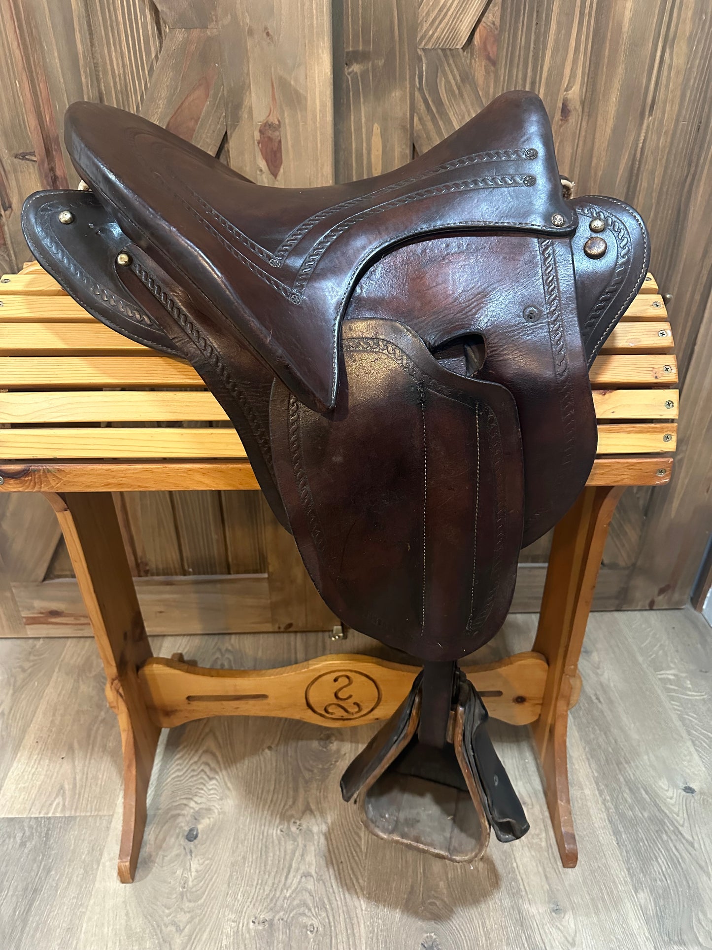 17” Genuine Buena Vista Saddle