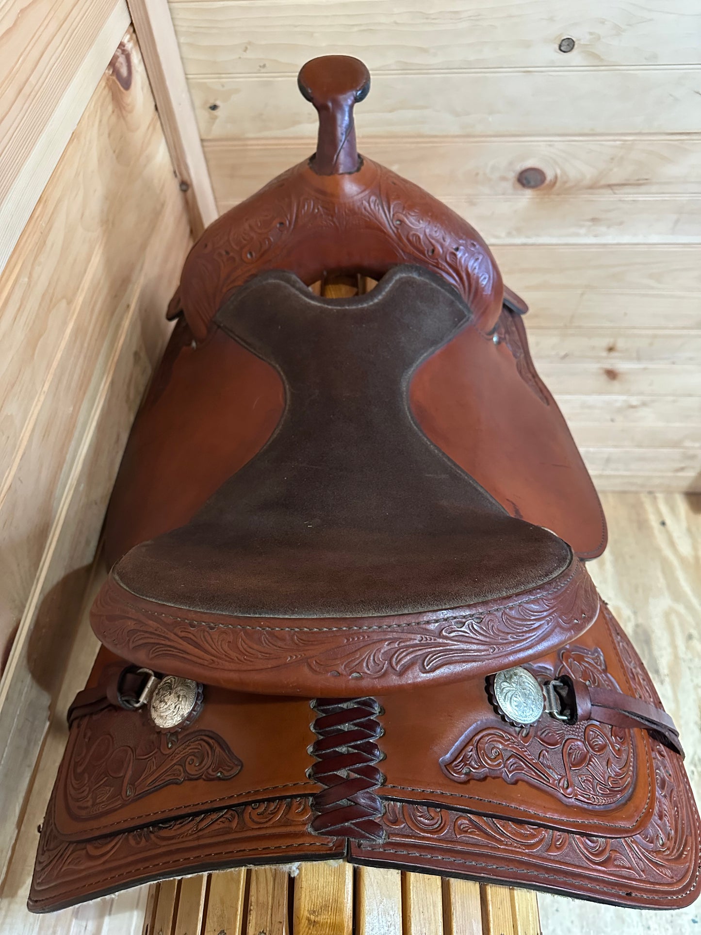 15” Tex Tan Hereford Western Trail Saddle Model 08-4014P5