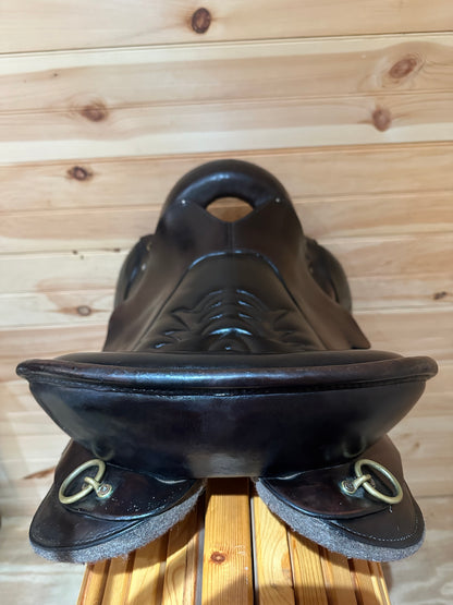 17.5” Tucker Equitation Endurance Trail Saddle Model 149