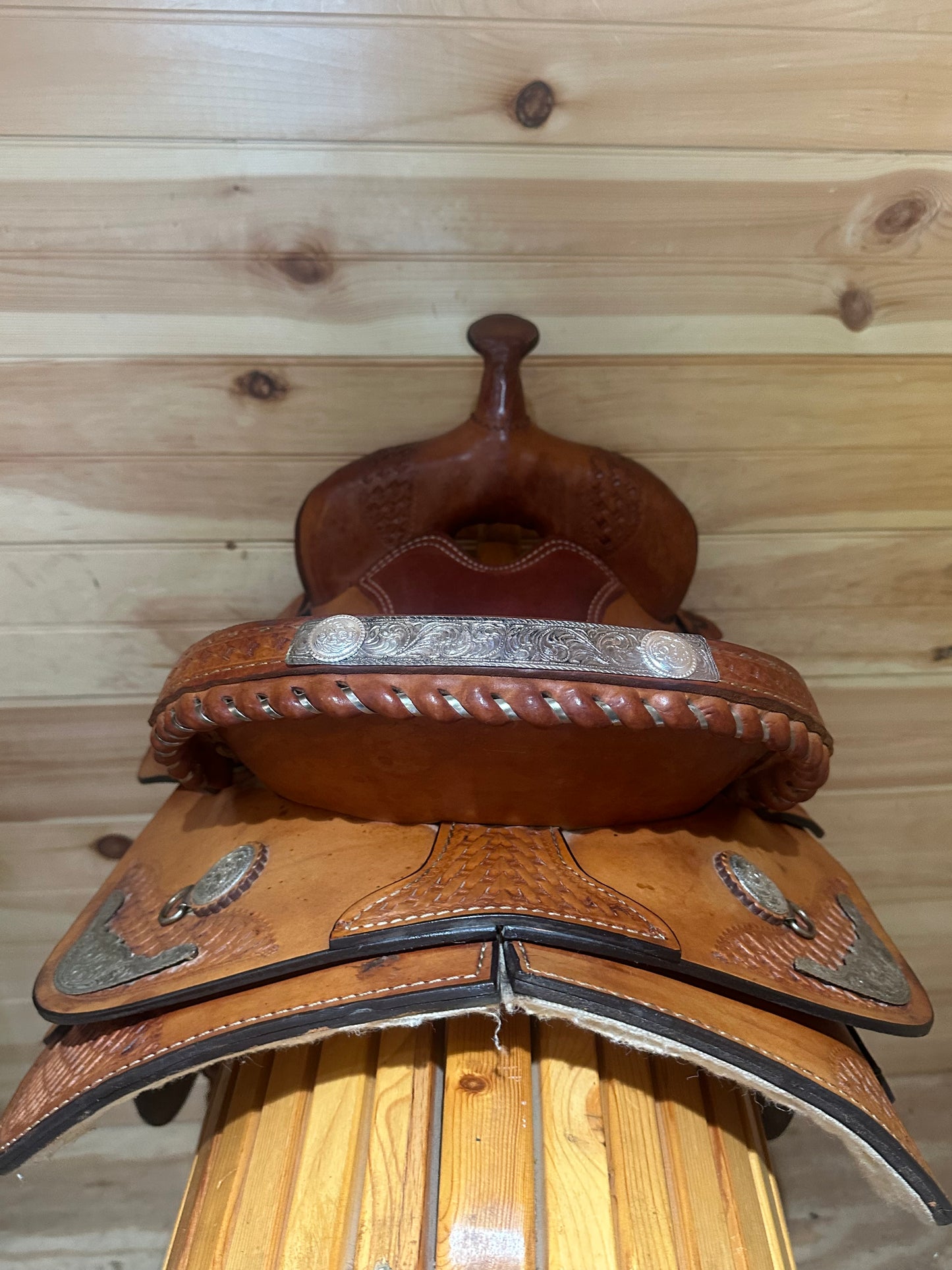 14” Dakota Saddlery Western Saddle Model 350L