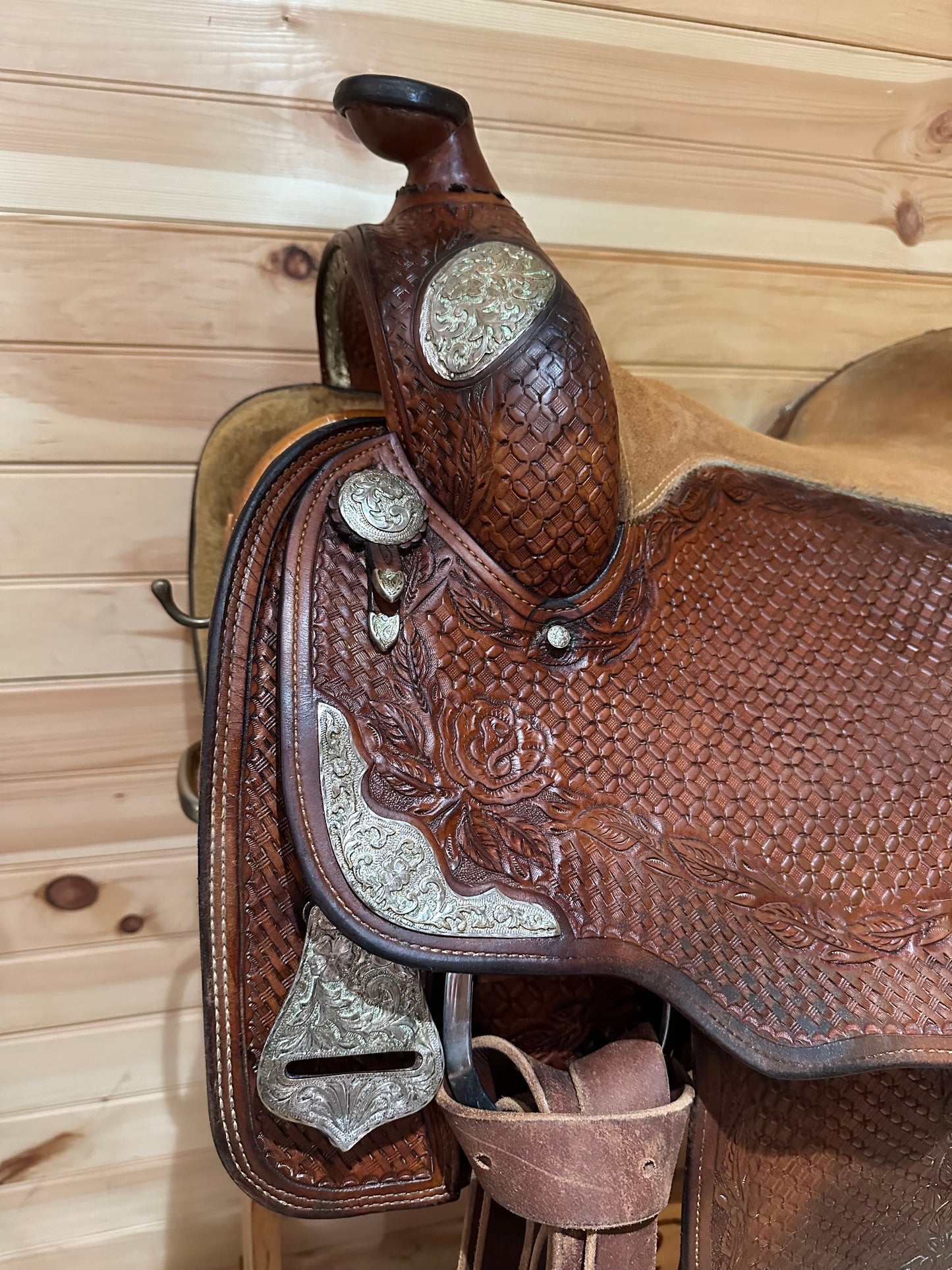 16” Champion Turf Western Show Saddle